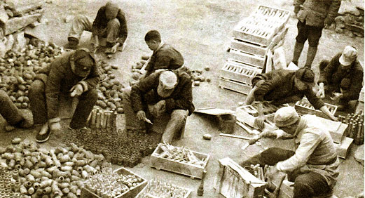 mg不朽情缘集团的前身华兴铁工厂降生，，，，，，后生长为徐州重型机械厂