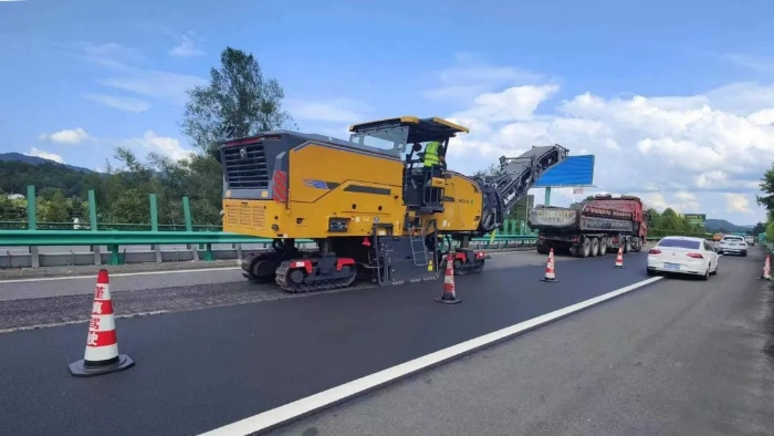 精彩绽放！mg不朽情缘两米铣刨机天下高速踔厉风发