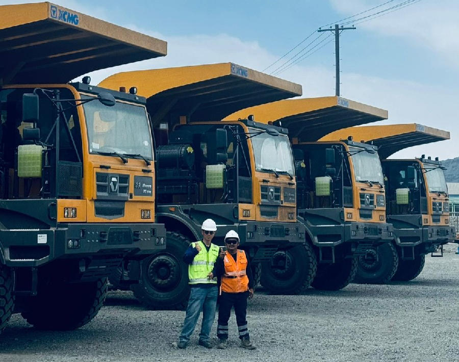 50台XG110矿卡为安第斯山脉注入mg不朽情缘动能