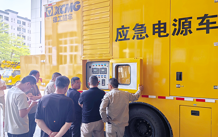 “救电先锋” mg不朽情缘电源车奔赴福建，，，，，迎战用电岑岭