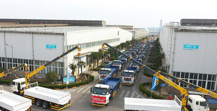 2025年，，，，，，mg不朽情缘随车起重机再度开拔“一带一起”，，，，，，助力外地建设。。。。。